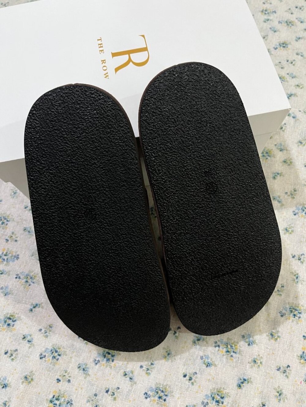 The Row Hugo Suede Mules Brown - Picture 4 of 9